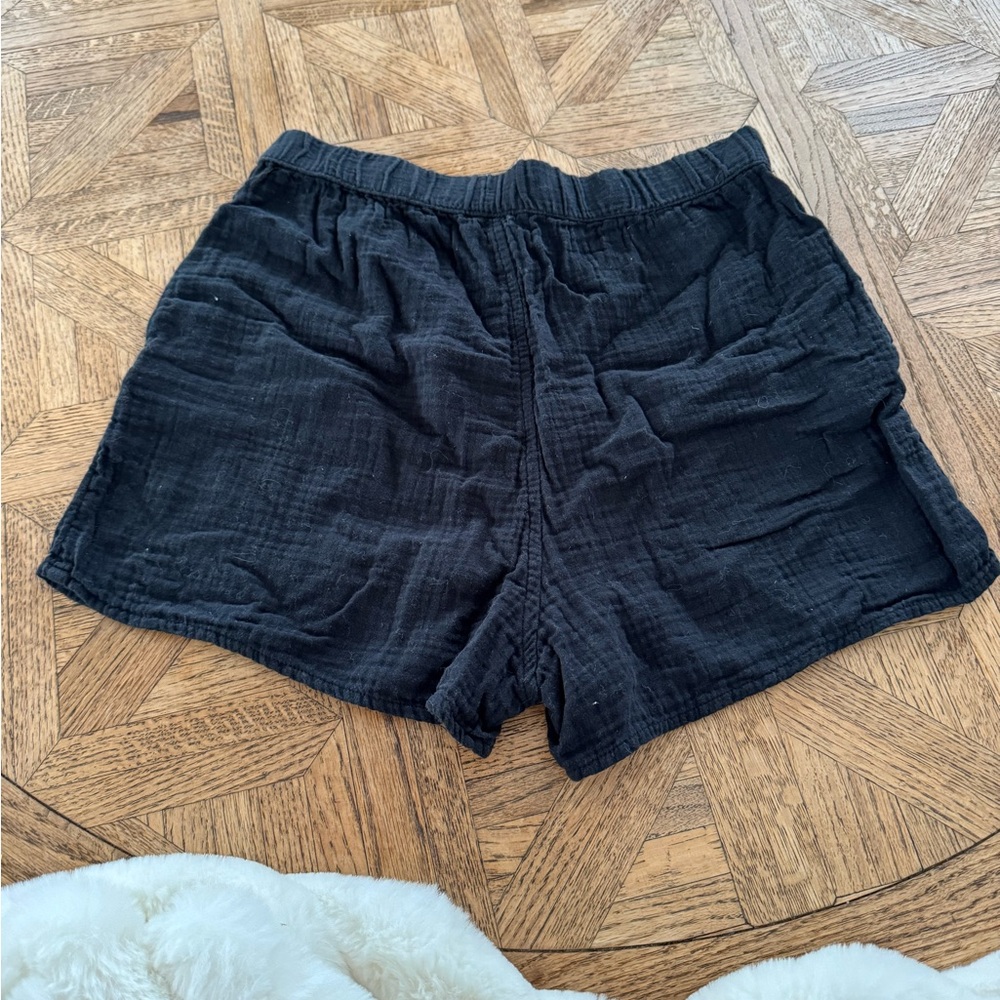 Linen shorts - Picture 2 of 2